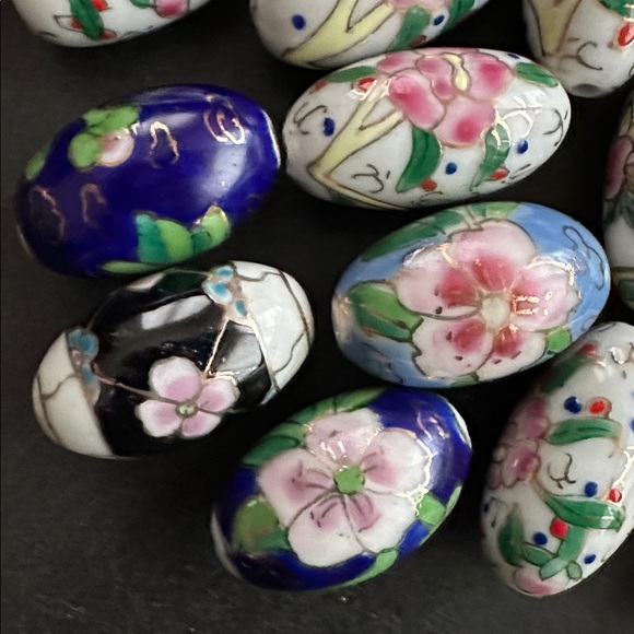 Vintage Porcelain Beads - Picture 3 of 6